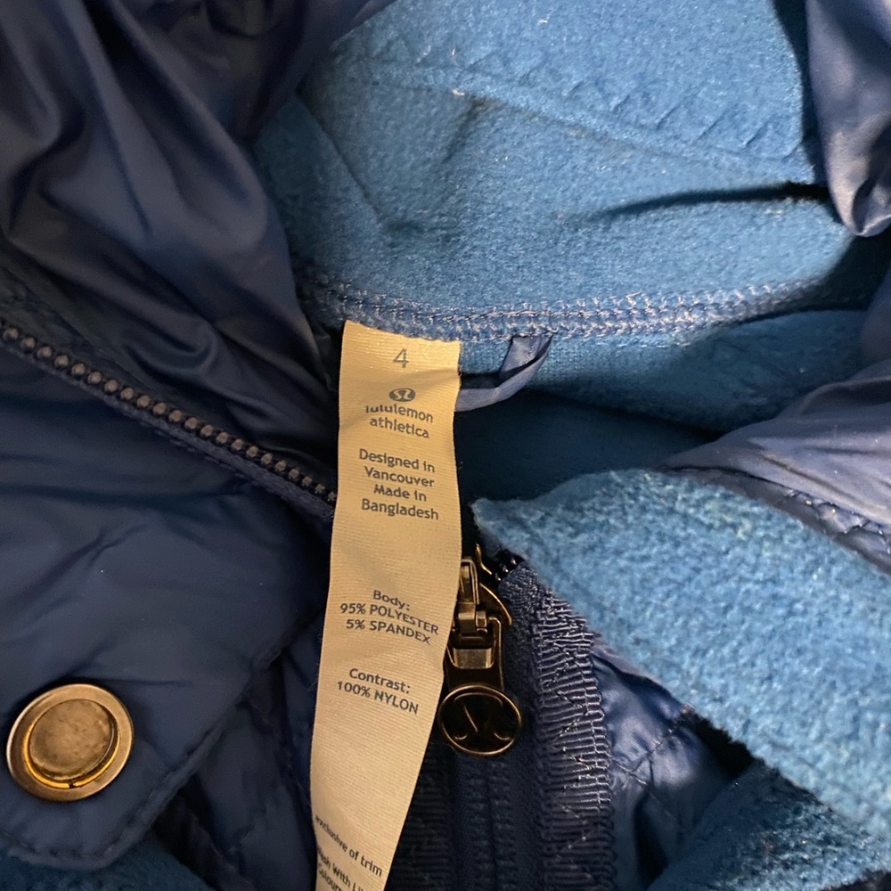 Lululemon running jacket - Picture 5 of 5